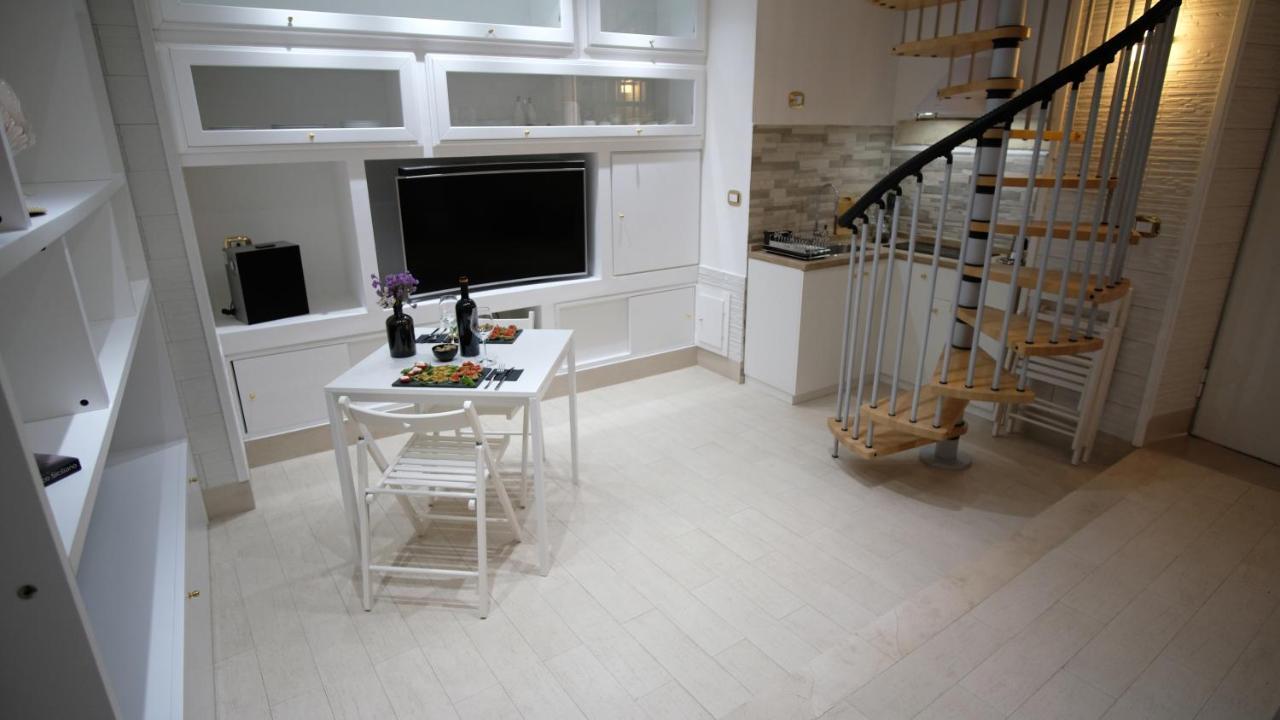 La Casa Di Angi Apartman Lecce Kültér fotó